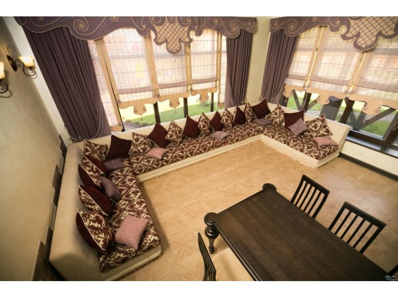 большой п-образный диван в Нижневартовске