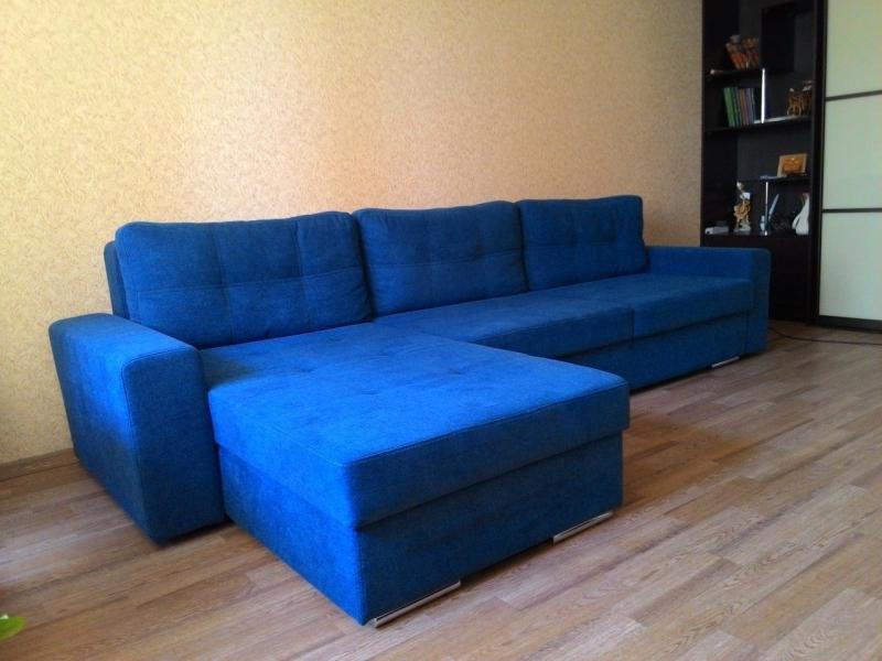 угловой диван с оттоманкой в Нижневартовске