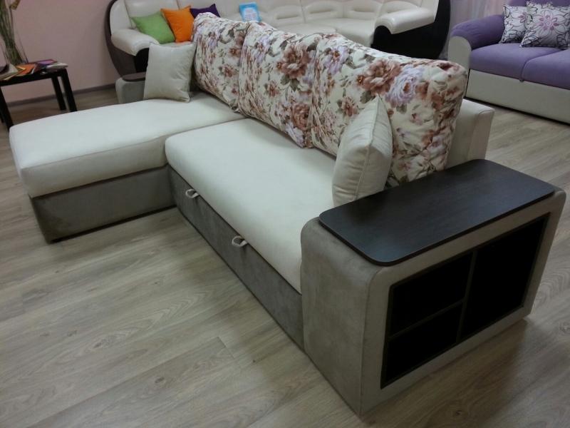 угловой модерн 3 в Нижневартовске