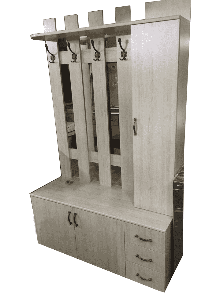 небольшая прихожая в Нижневартовске