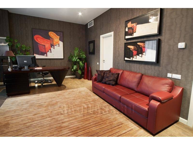 большой кожаный диван на три секции в Нижневартовске