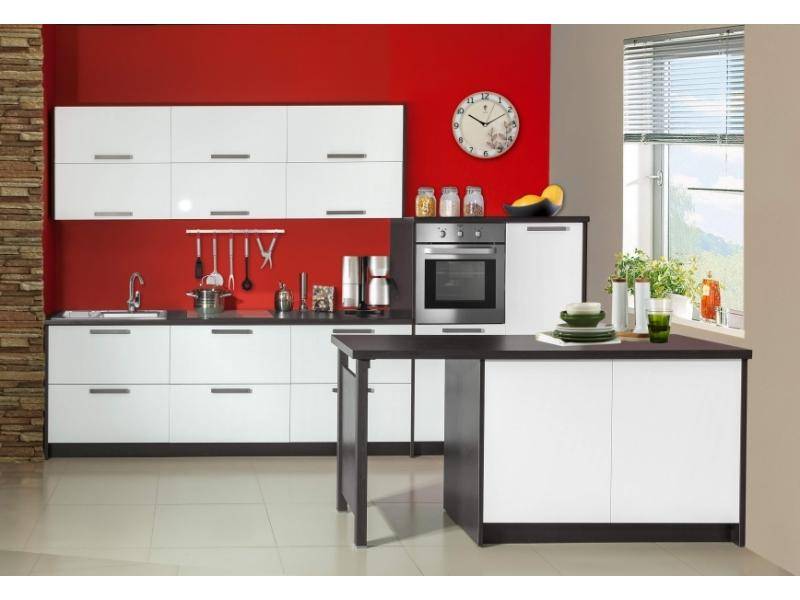 белая расцветка кухни в Нижневартовске