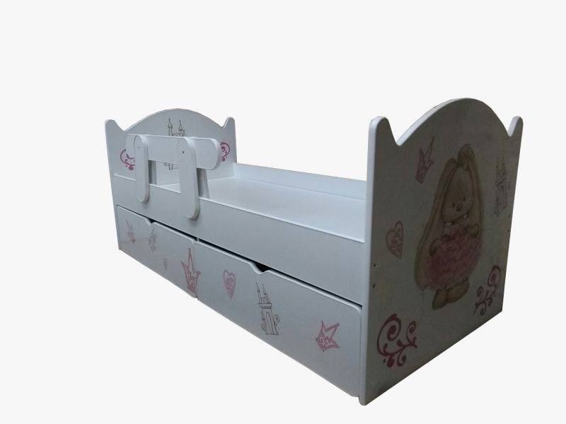 белая детская кровать с бортиком в Нижневартовске