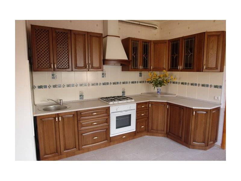 классическая кухня 8 угловая в Нижневартовске