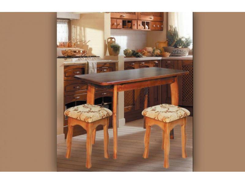 стол и табурет массив (дерево) в Нижневартовске