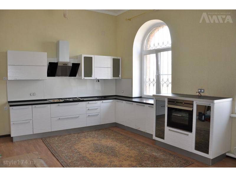 кухонный гарнитур угловой в Нижневартовске