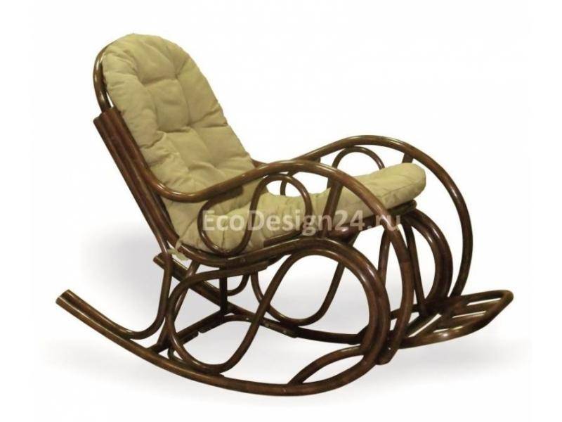 кресло-качалка из ротанга с подножкой в Нижневартовске