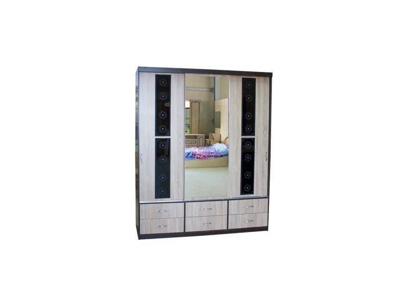 вместительный шкаф-купе в спальню в Нижневартовске