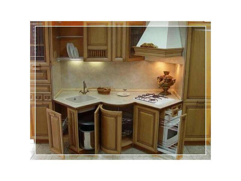 современная кухня из массива в Нижневартовске