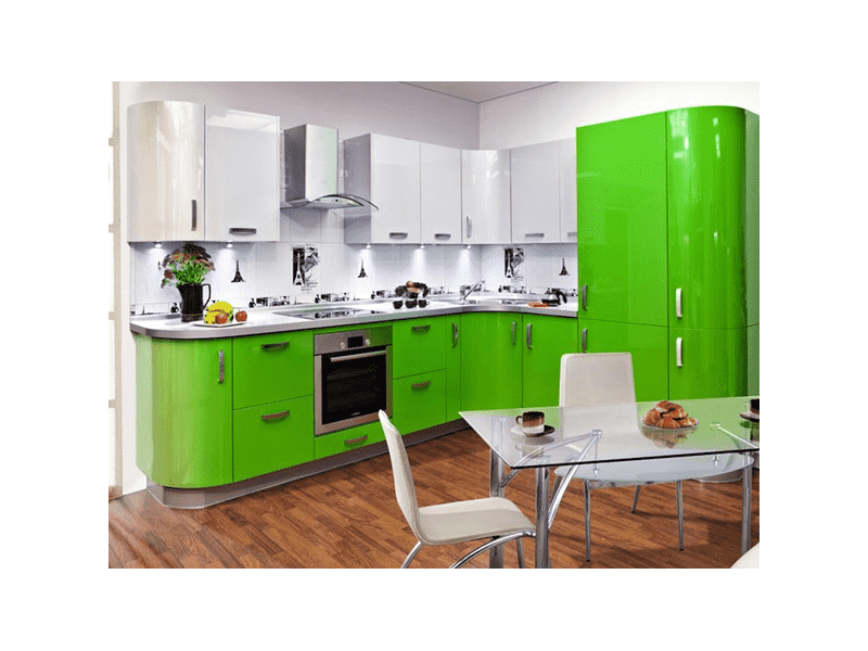 бело-зеленая кухня в Нижневартовске