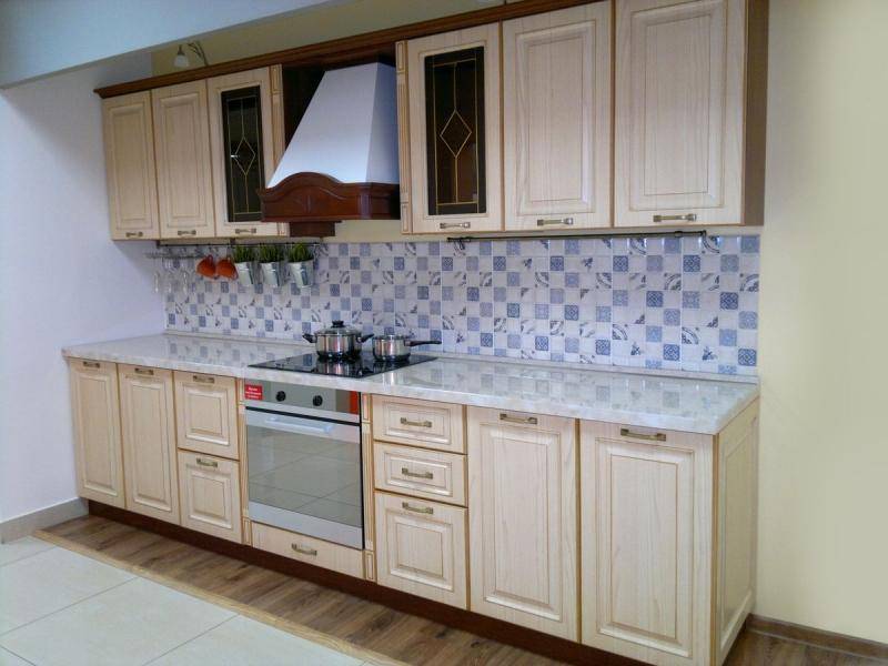 кухонный гарнитур прямой лилия в Нижневартовске