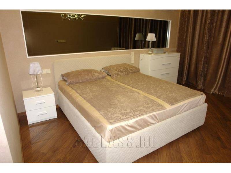 классическая кровать и комод в Нижневартовске