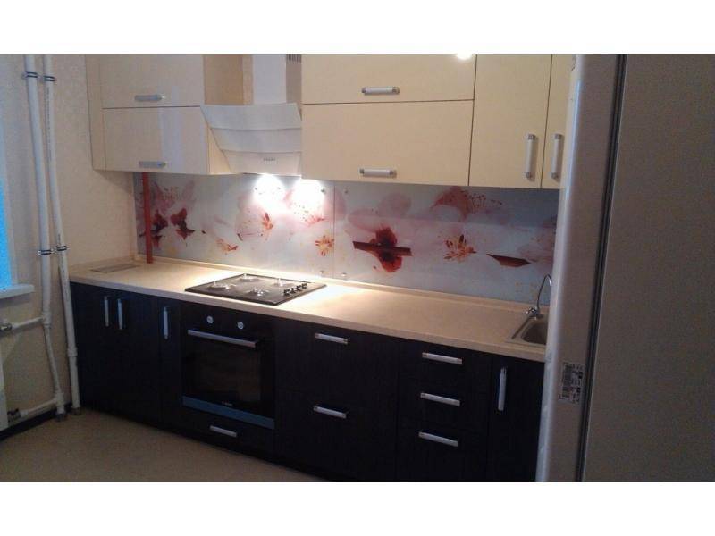 кухня прямая пластик лемарк+авс кромка в Нижневартовске