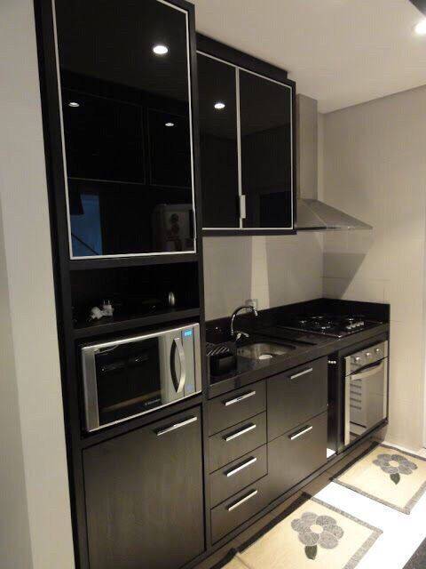 прямая кухня глянец черный в Нижневартовске