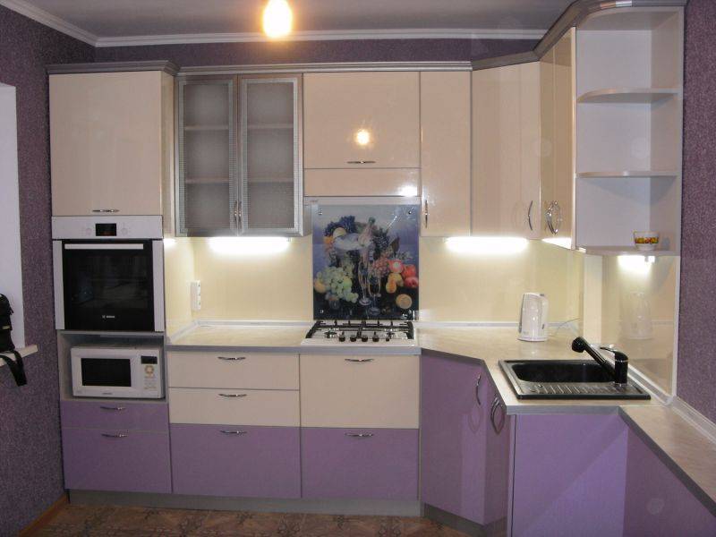 угловая кухня бежево-сиреневая в Нижневартовске