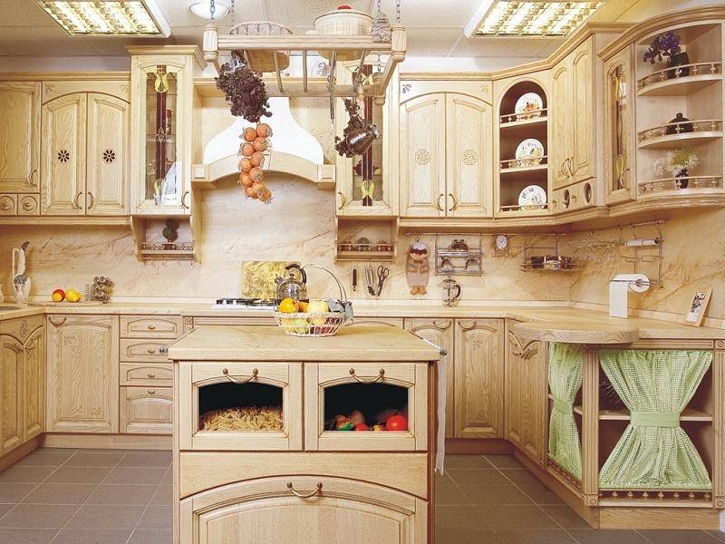 кухонный гарнитур ясень цвет ваниль-патина желтая в Нижневартовске