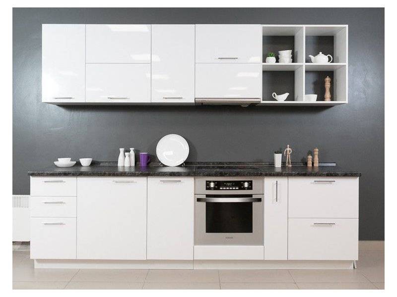 лаконичная кухня глосс белая в Нижневартовске