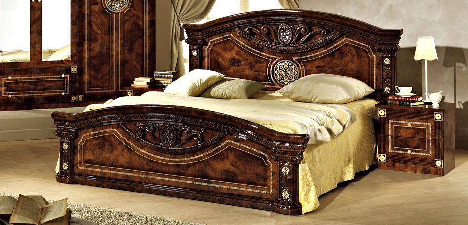 шикарная кровать в спальню рома в Нижневартовске