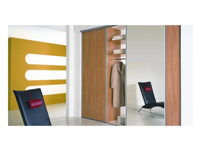 шкаф-купе зеркальный в Нижневартовске