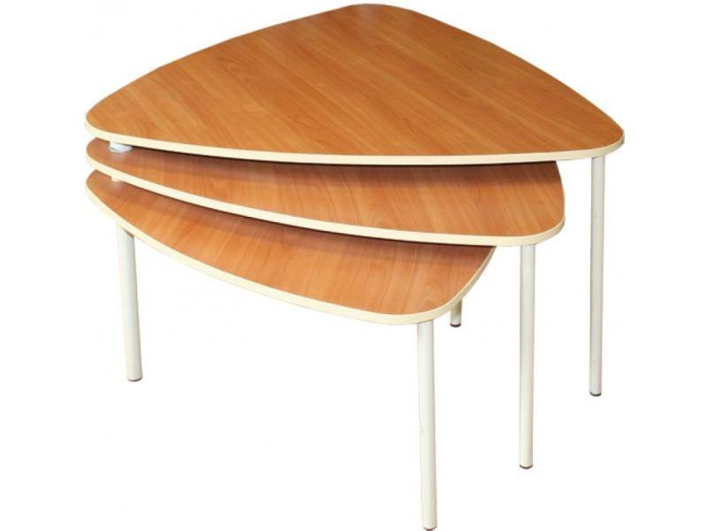 стол детский треуголка в Нижневартовске