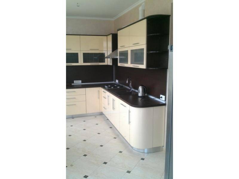 угловая кухня в Нижневартовске