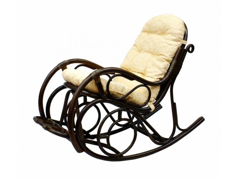 кресло-качалка из ротанга с подножкой в Нижневартовске