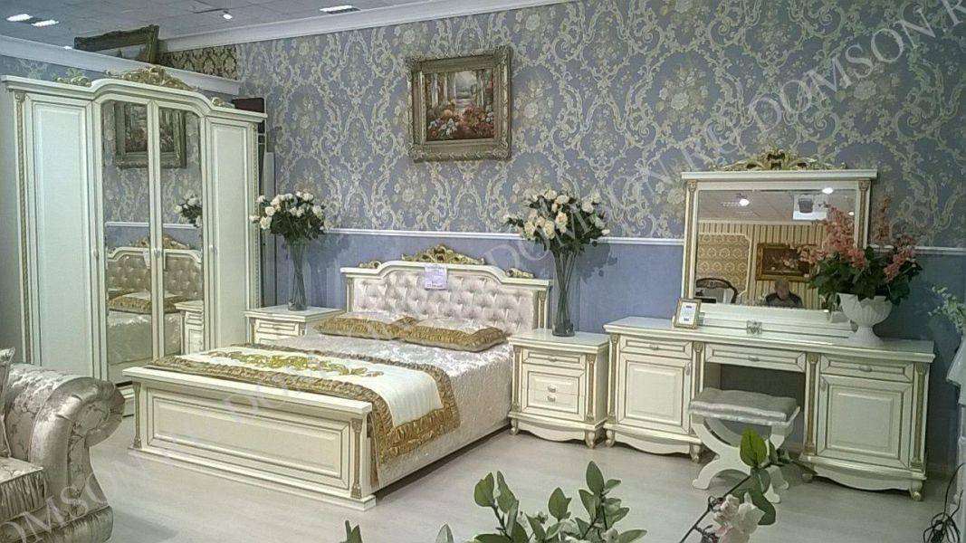 светлый спальный гарнитур в Нижневартовске