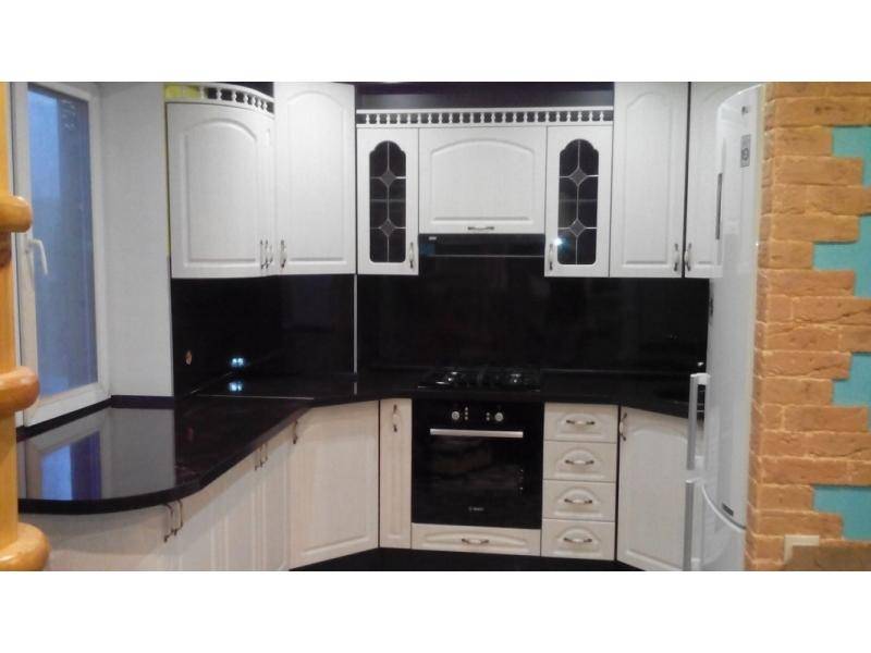 угловая кухня агата в Нижневартовске