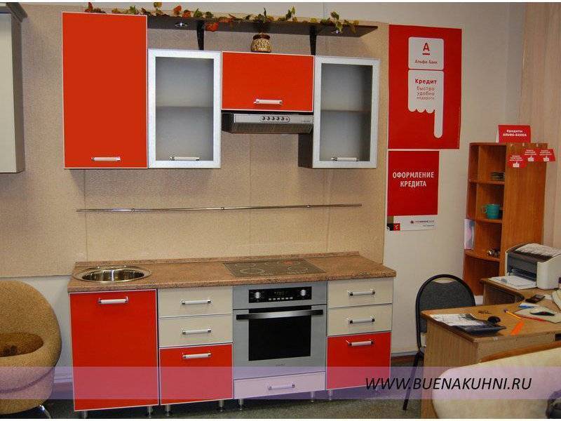 прямая кухня в алюминиевой рамке в Нижневартовске