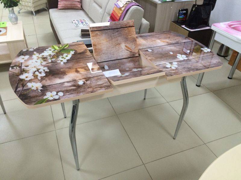 стол грация 1,55 в Нижневартовске