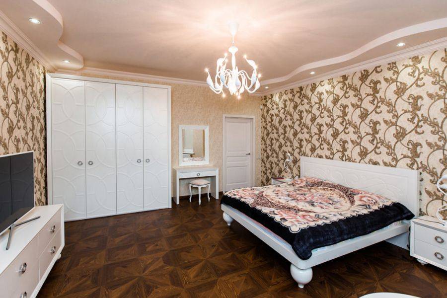 белая спальня для девочки в Нижневартовске