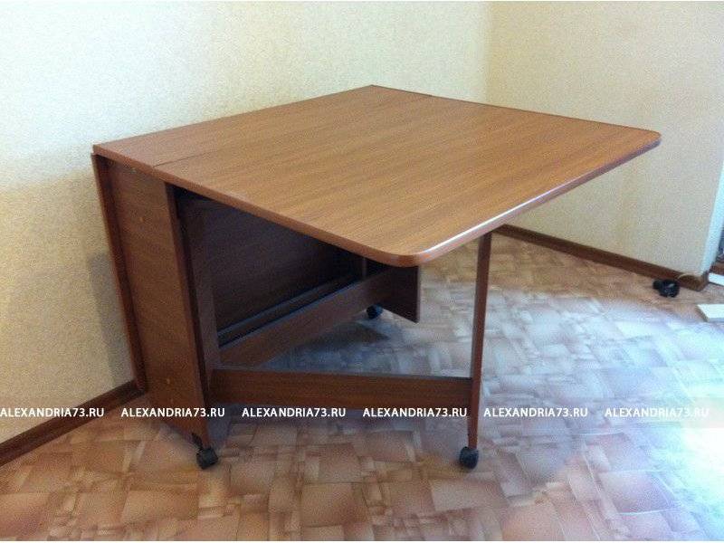 стол книжка в Нижневартовске