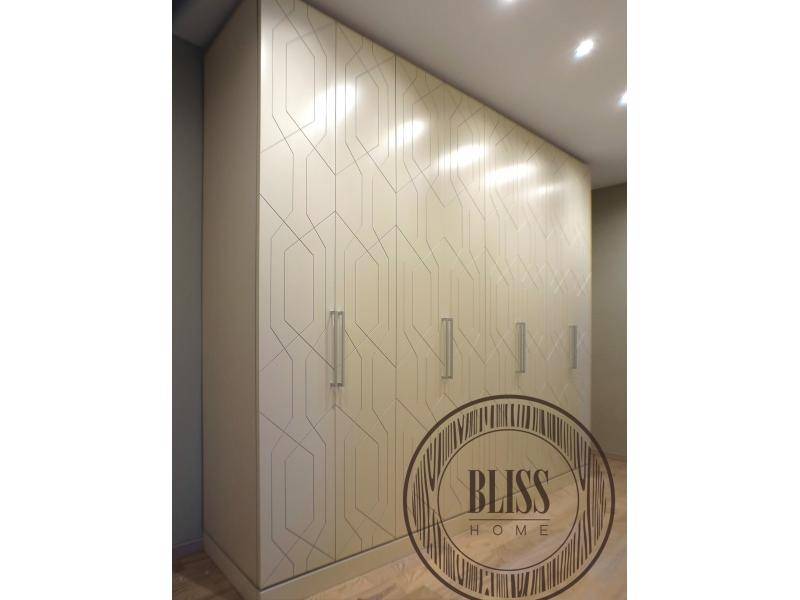 большой шкаф-купе в прихожую в Нижневартовске