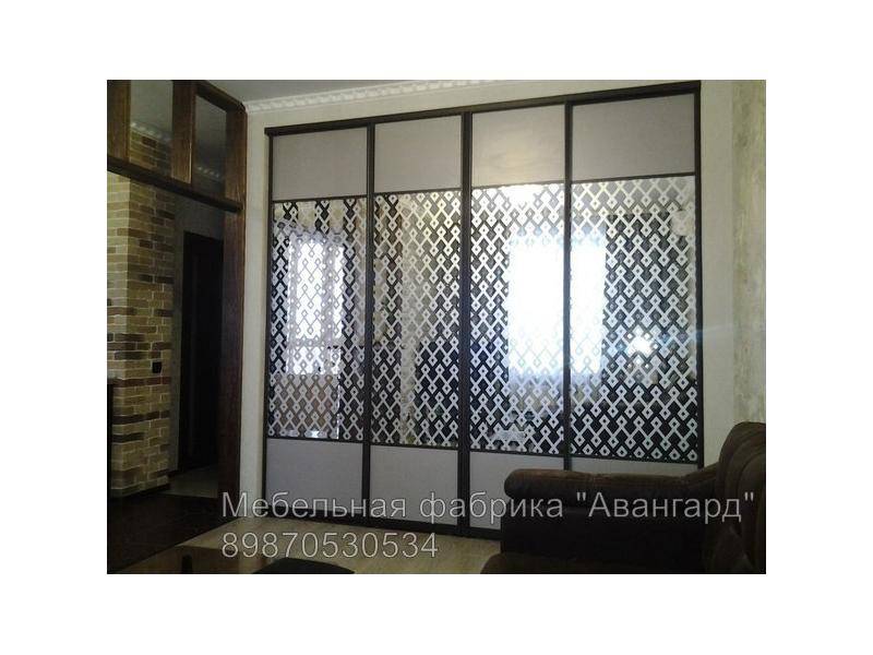 шкаф-купе с пескоструйным рисунком в Нижневартовске