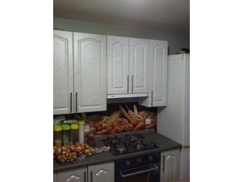 светлая кухня в Нижневартовске