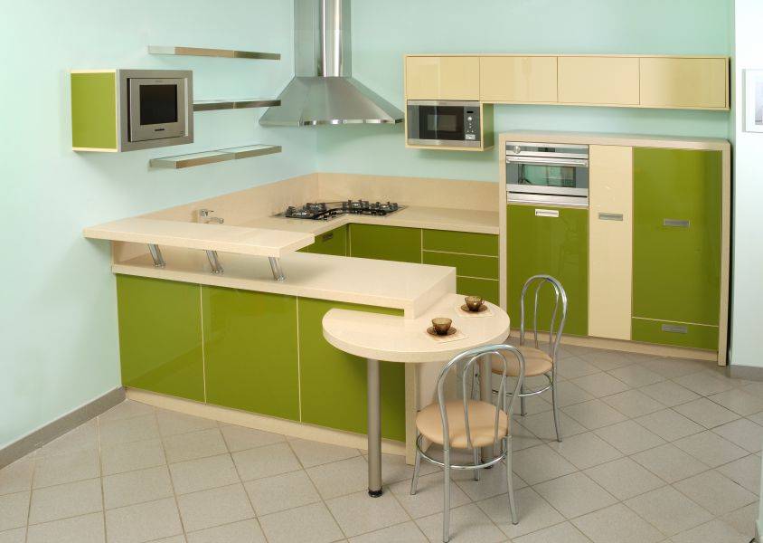 современная угловая кухня в Нижневартовске