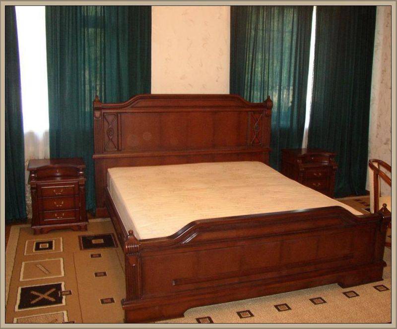 большая деревянная кровать в Нижневартовске