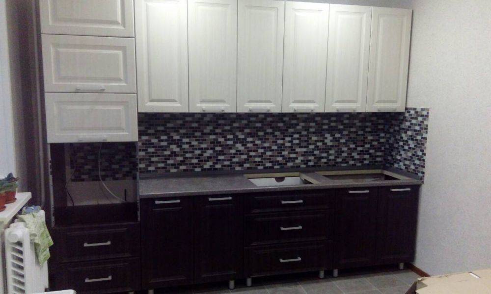 компактная прямая кухня в Нижневартовске