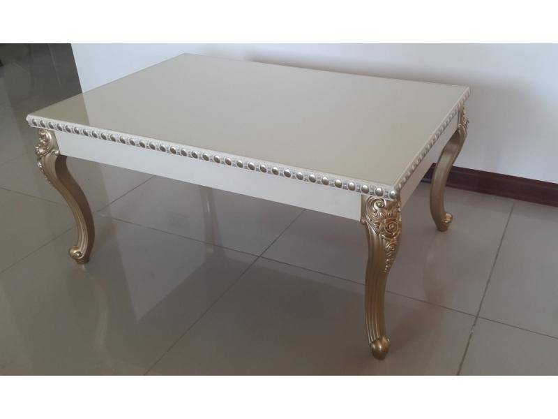 журнальный стол с резными ножками в Нижневартовске