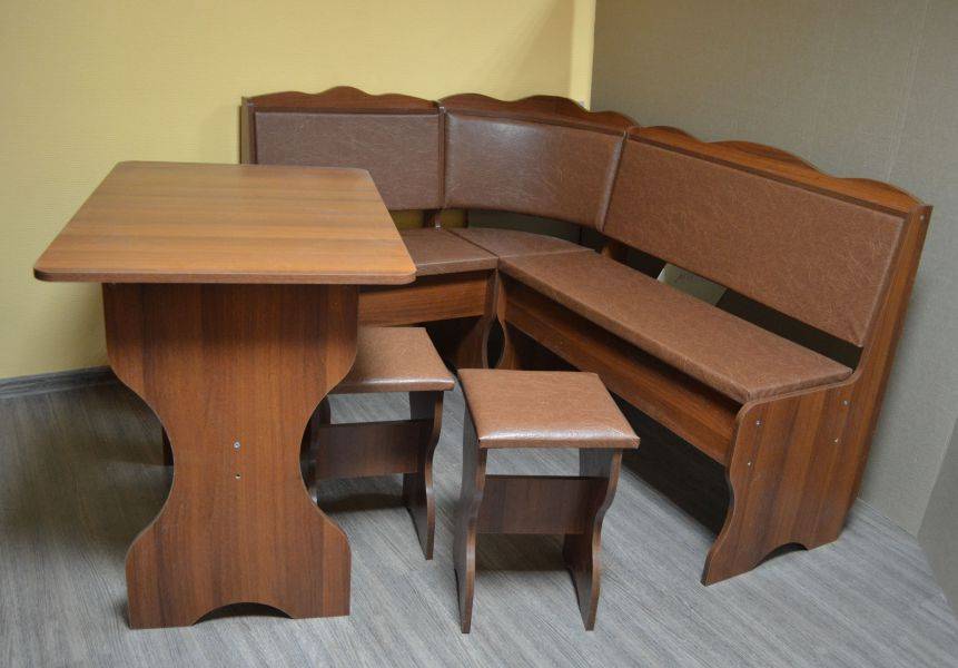 кухонный уголок миссия, орех, к/з коричневый в Нижневартовске