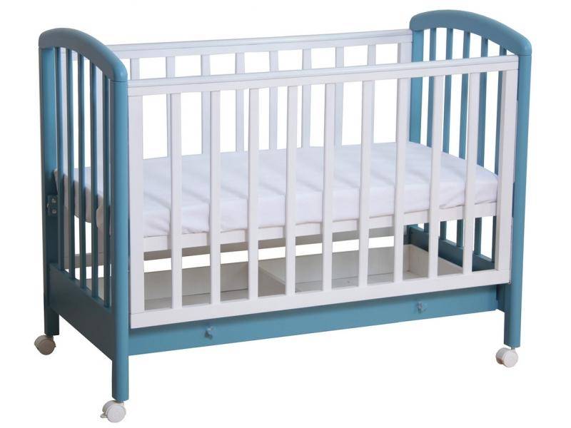 детская кровать из массива 600 в Нижневартовске