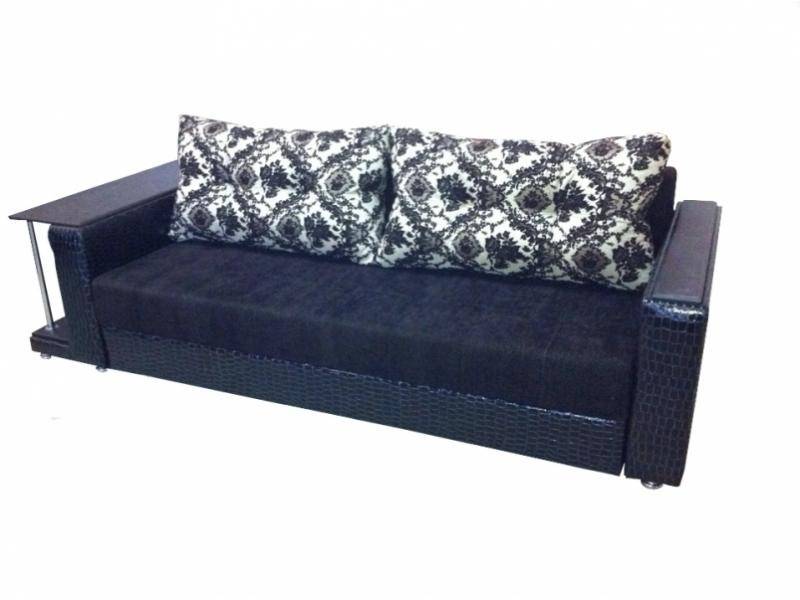 прямой диван со столом в Нижневартовске