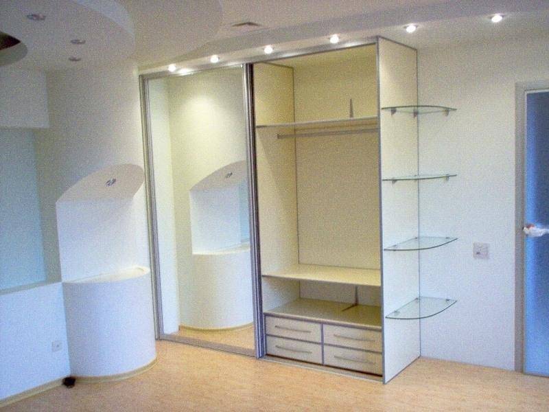 шкаф-купе зеркальный в Нижневартовске