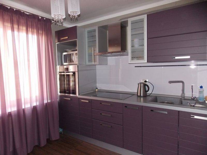 фиолетовая кухня в Нижневартовске