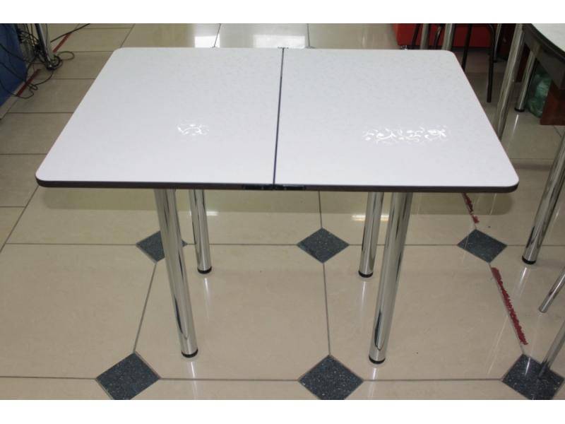 раскладной стол из пластика белый в Нижневартовске