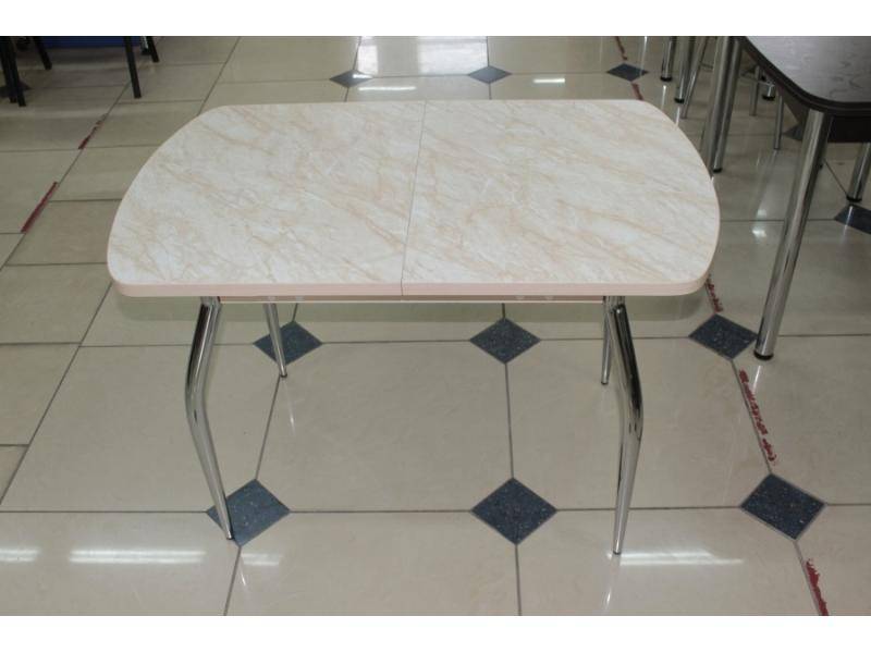 стол обеденный на кухню в Нижневартовске