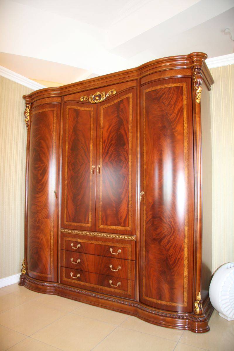 большой шкаф carmen в спальню в Нижневартовске