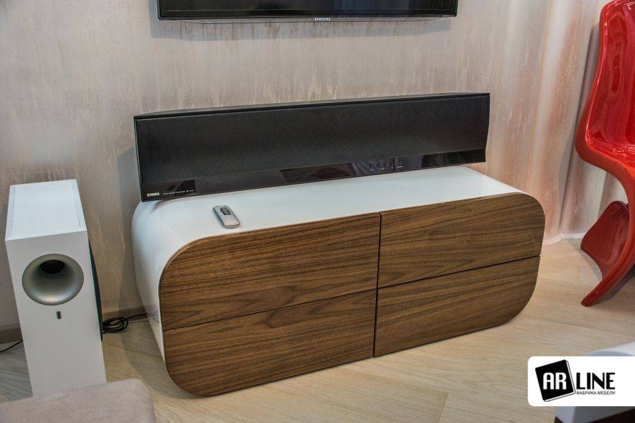 телевизионная тумба с выдвижными ящиками в Нижневартовске