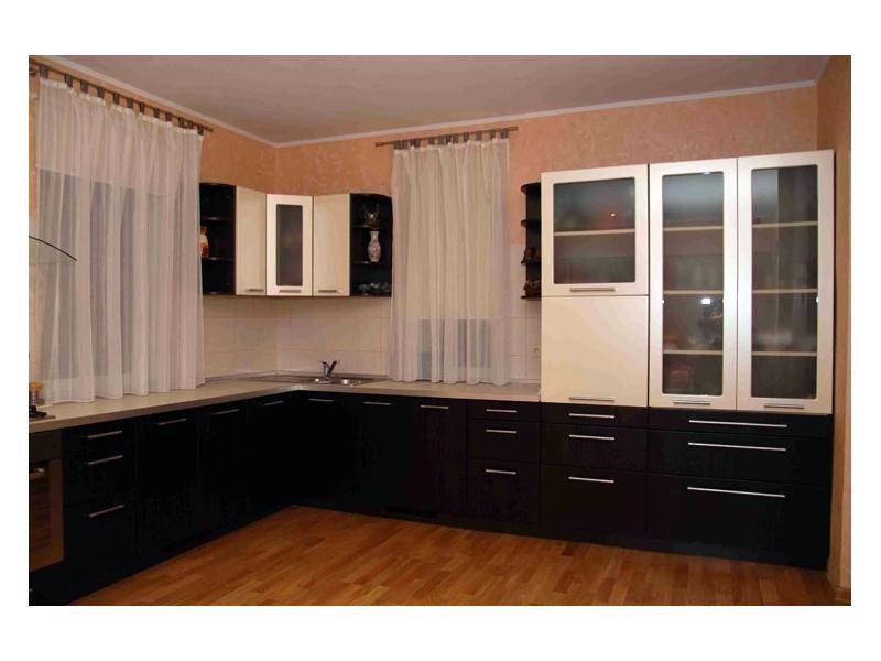 вместительный кухонный гарнитур маргарита в Нижневартовске