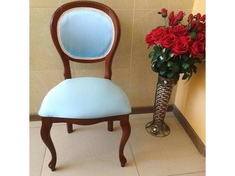 стул из массива барокко в Нижневартовске